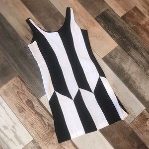 90s black and white dress.  Vintage.